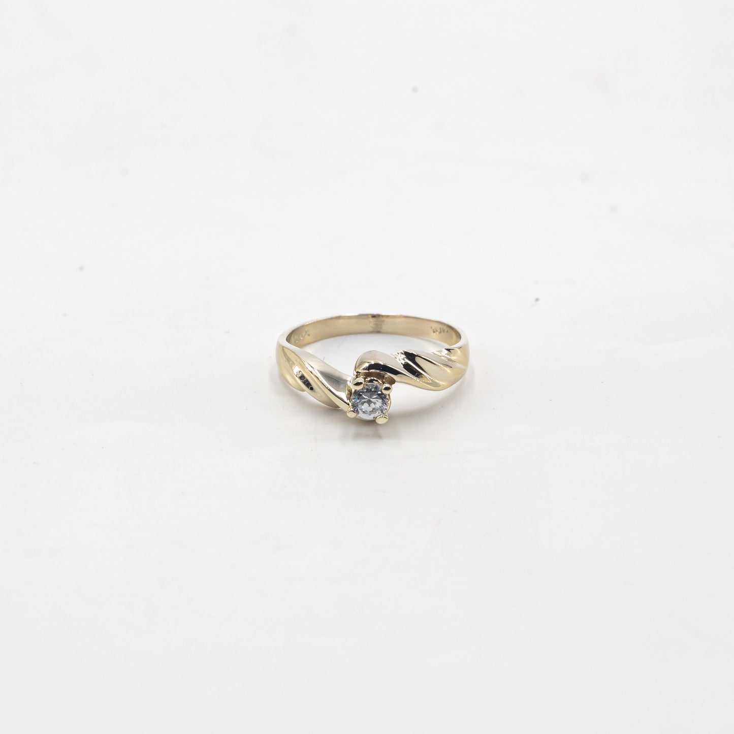 Lined Wavy Stone Ring