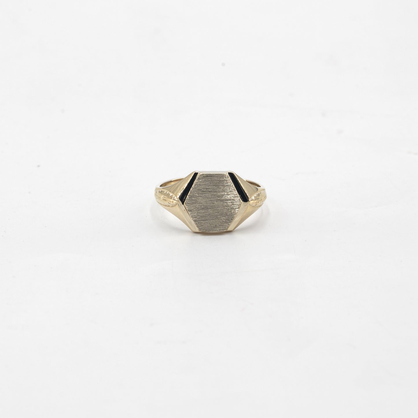 Side Leaf Signet Ring